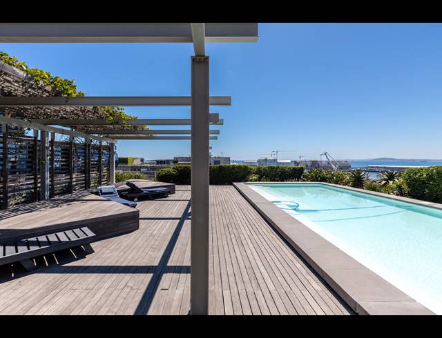 2 BEDROOM APARTMENT TO LET IN WATERFRONT